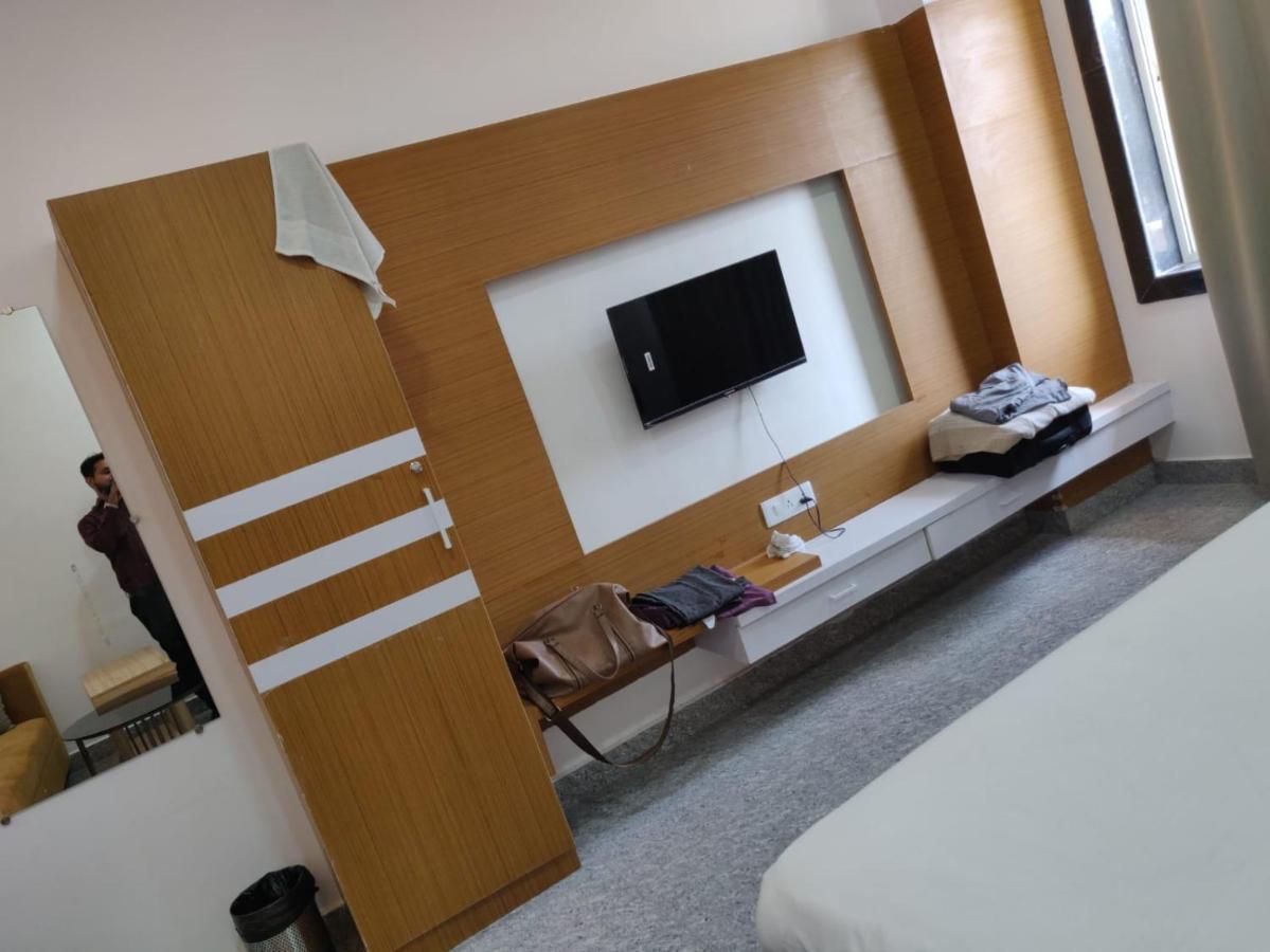 Hotel Virasat By Bookingcare Chhatarpur Buitenkant foto