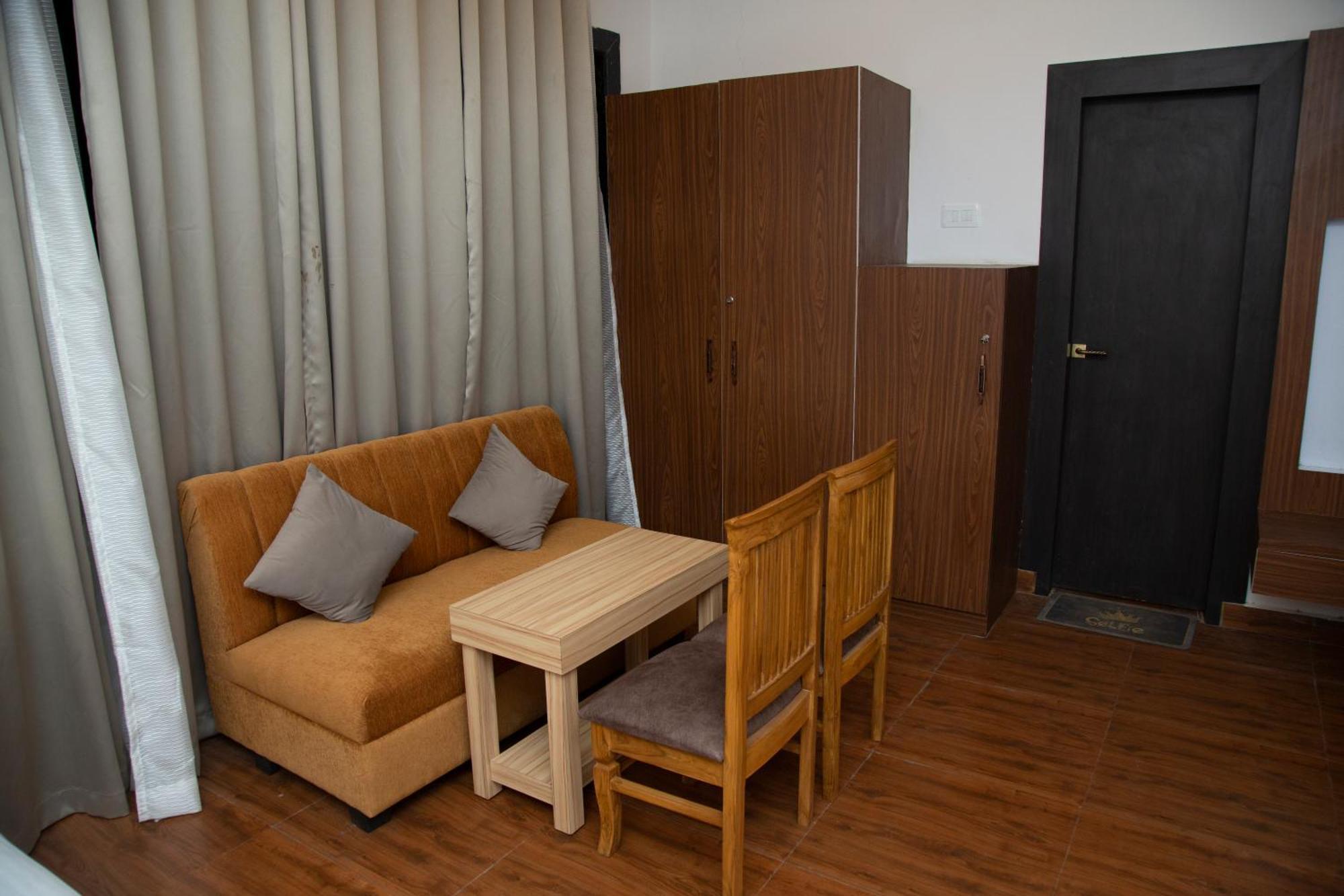 Hotel Virasat By Bookingcare Chhatarpur Buitenkant foto