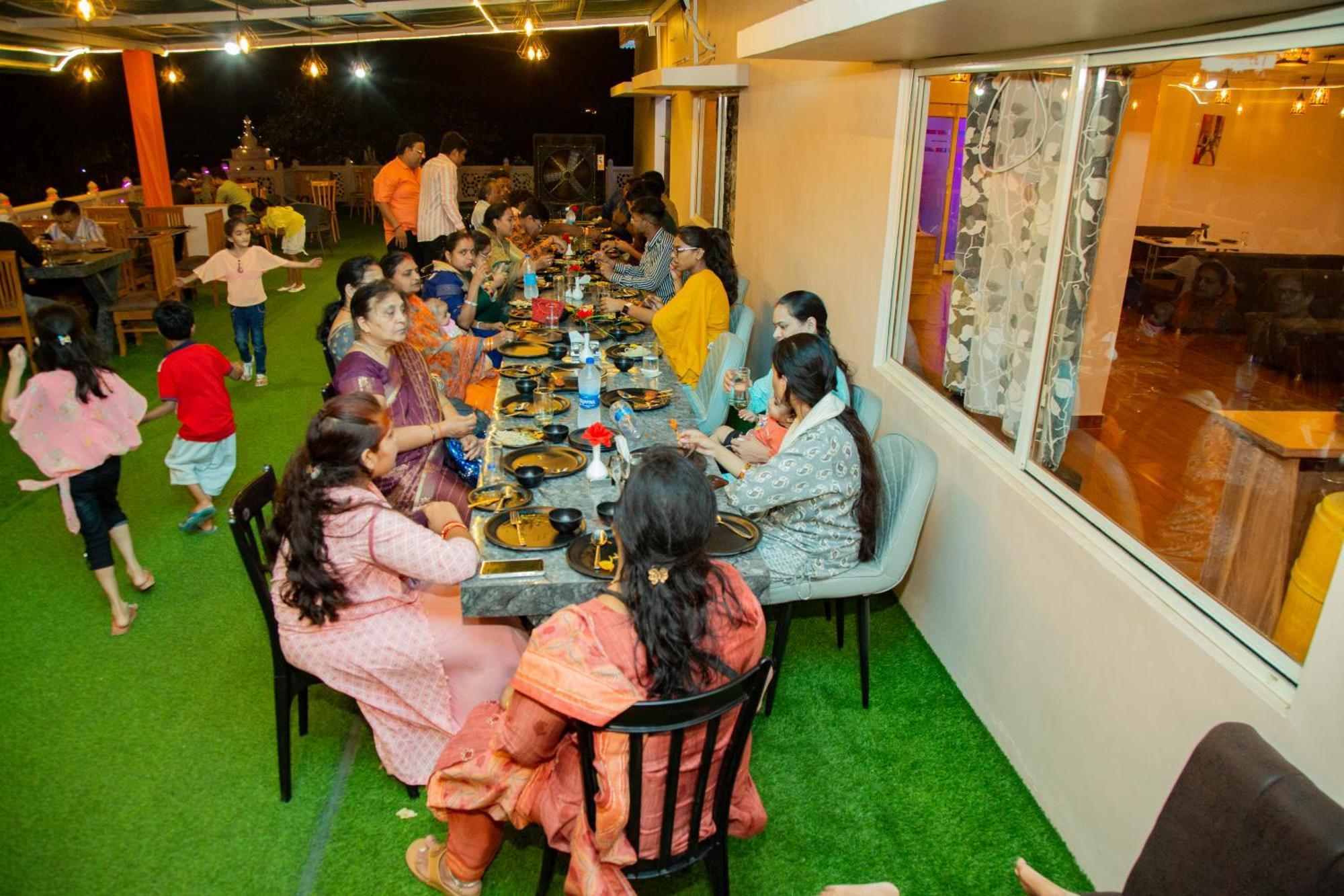 Hotel Virasat By Bookingcare Chhatarpur Buitenkant foto